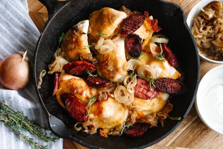 Saucisse ukrainienne double fumée et pierogis